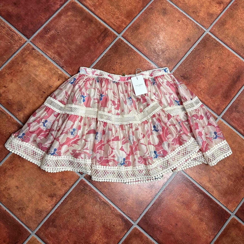 NWT Ted Baker Pink and Lace Mini Skirt Size 4
